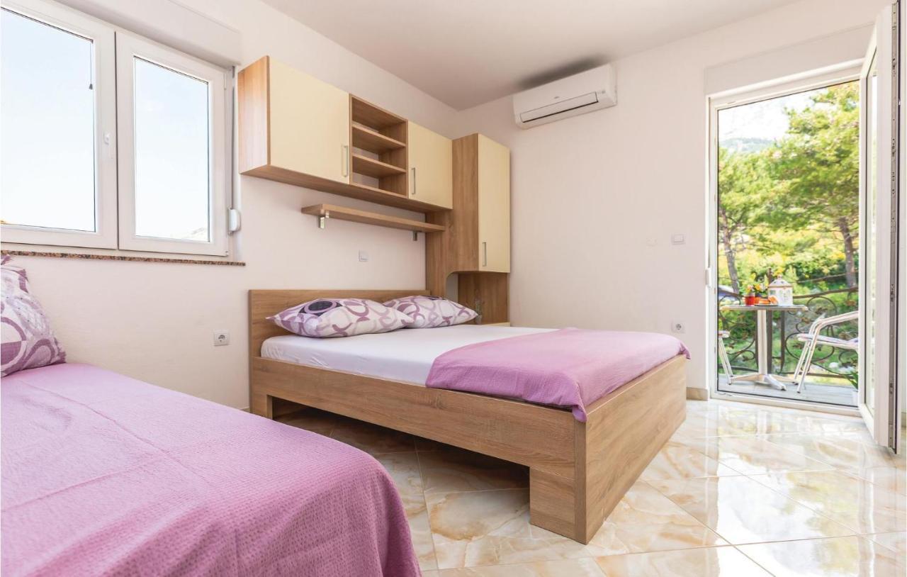 Beautiful Apartment In Krvavica With Kitchen Екстер'єр фото